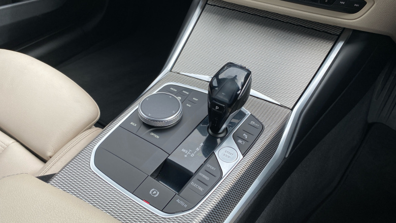 BMW 3 Series 330e M Sport 4dr Auto Saloon